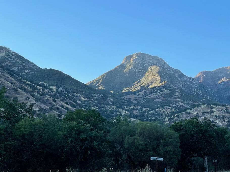 Soleil Luna 2 Miles From Sequoia Park Entrance Three Rivers Exterior photo